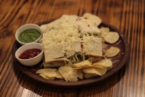 Queso Y Cafe, Navrangpura