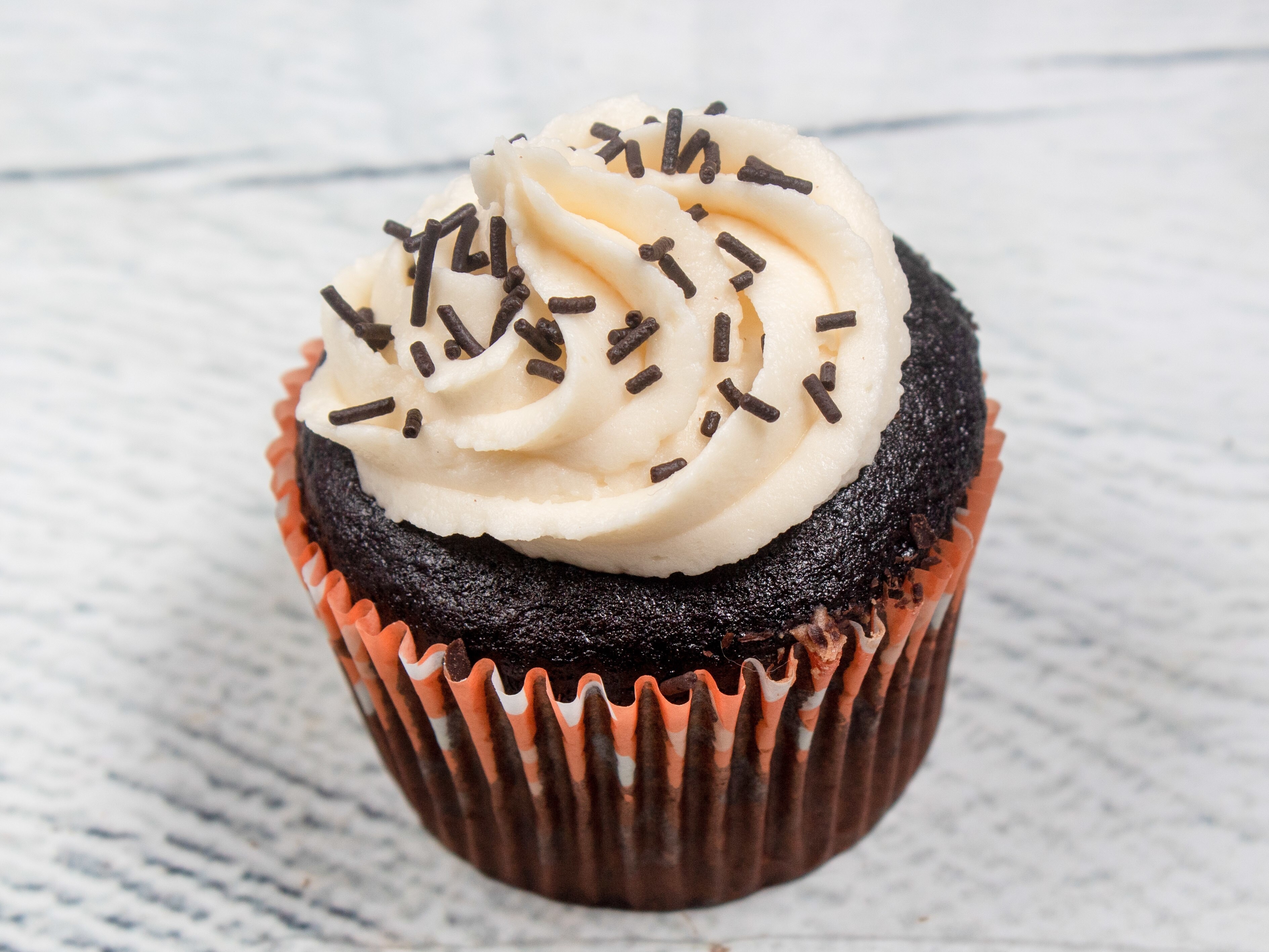 Cupcake Places In Ahmedabad | Cupcakes, Desserts, Chocolate, Sweet tooth