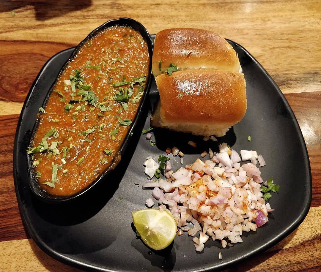 8 Places Serving Best Pav Bhaji in Ahmedabad | Hungrito