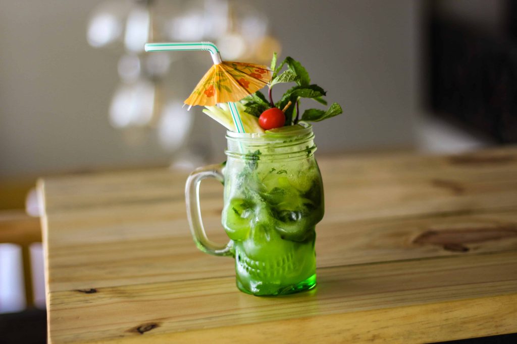 Place that serves delightful beverages| Green apple mojito