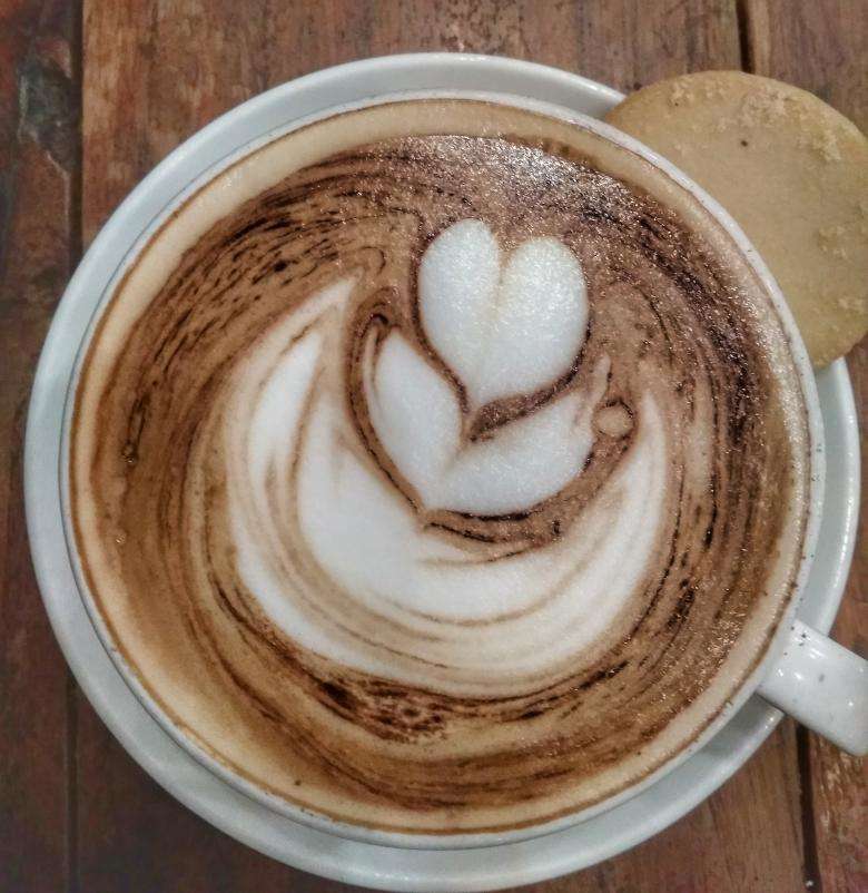 coffee| late| irish coffe| coffe mug| cream| milk | coffee mug