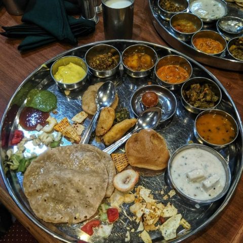 10 Best Places To Have Gujarati Thali In Ahmedabad | Hungrito