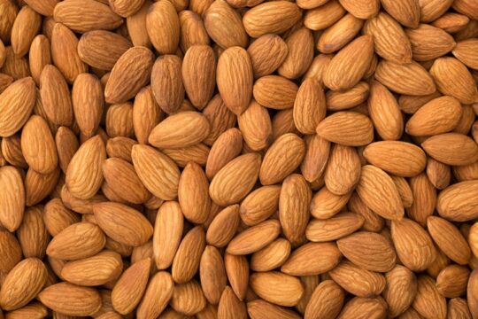 types of dry fruits and their benefits| Almonds
