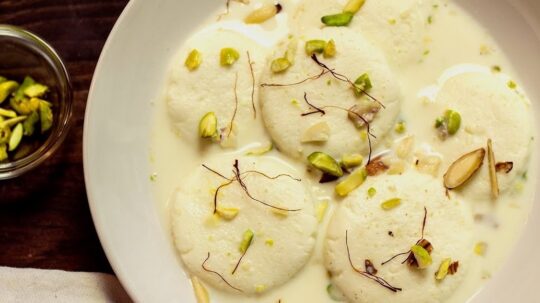 7 best-canned sweets you can buy now| Rasmalai