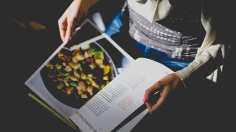 good cookbooks for new learners| feature image
