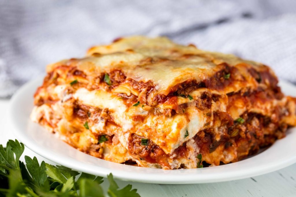 Best Italian Dishes to Try in Ahmedabad| Lasagna