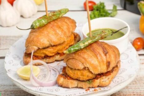 The Most Absurd Food Dishes You'll Ever Come Across| Croissant vada pav