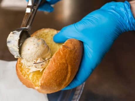 Wierd culinary combinations| Ice cream vada pav