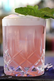 Summer drinks| Rose Lemon Spritzer