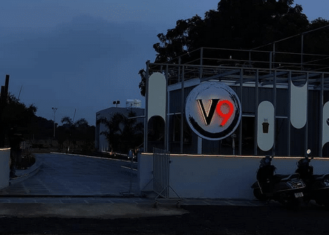 Newly Opened Food Places in Ahmedabad| V9 Vibes 9
