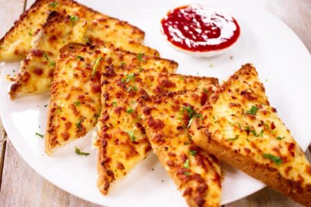 Foods to make when you feel lazy| Cheese chili toast