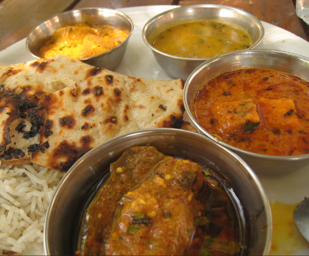 Rajasthani Food Places To Try| Desert Boy's Dhani| Jaisalmer