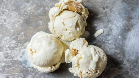 Toothsome ice-cream flavors| Pear and bluecheese ice-cream
