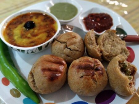 Must-have dishes in kumbalgarh| Masala bati