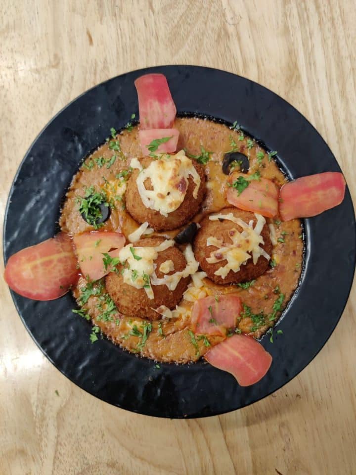 Exploring The Thriving Cafes At Sindhu Bhavan Road, Ahmedabad