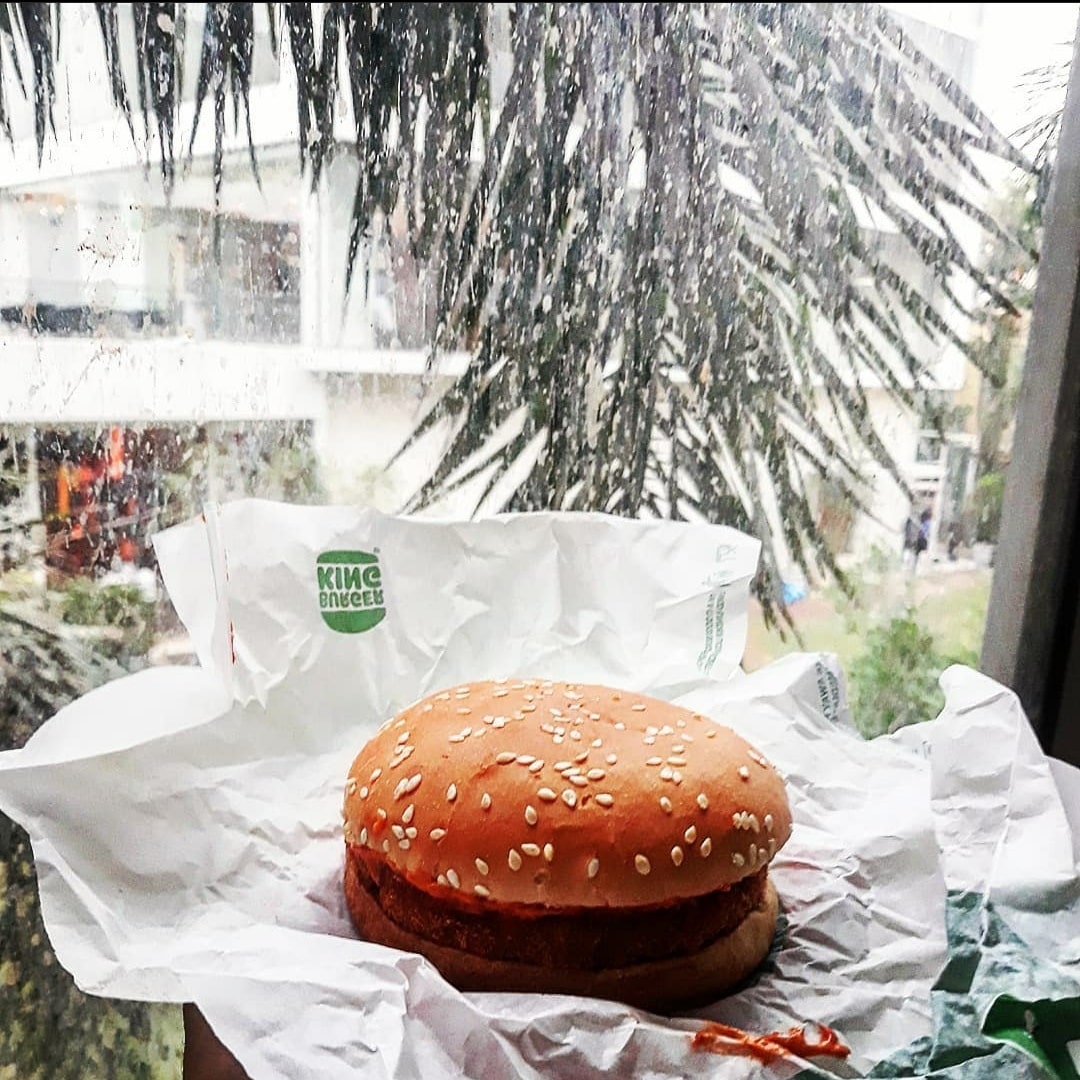 the-top-10-burger-places-in-ahmedabad