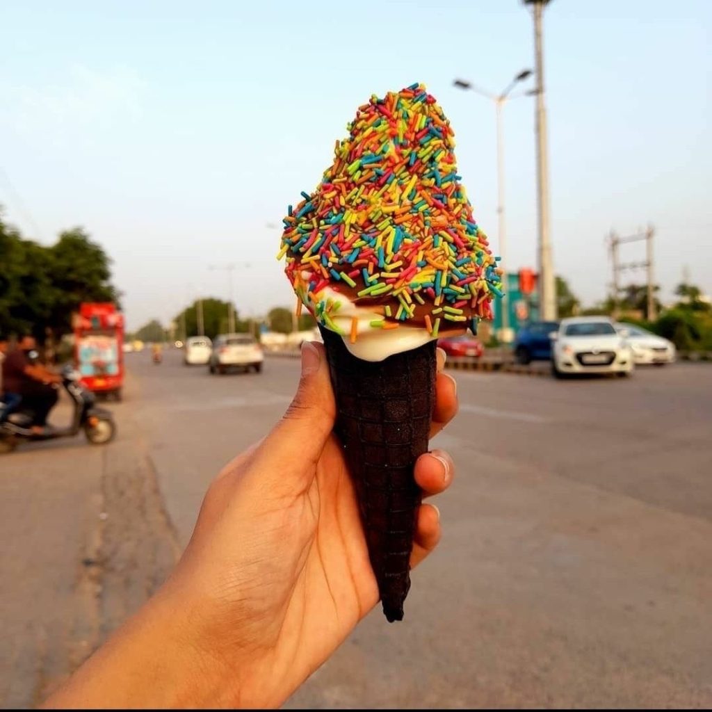 top places for softy in ahmedabad - frenziee flavourzz