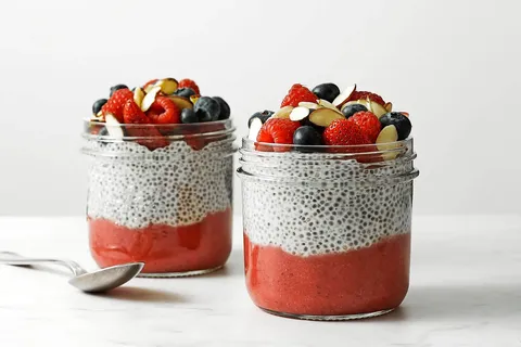 Image of Chia Pudding which is a dessert or breakfast high in fiber.